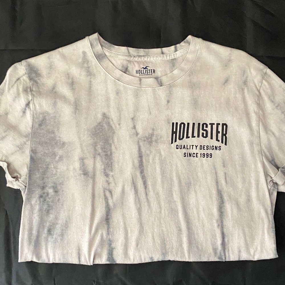 Hollister T-shirt